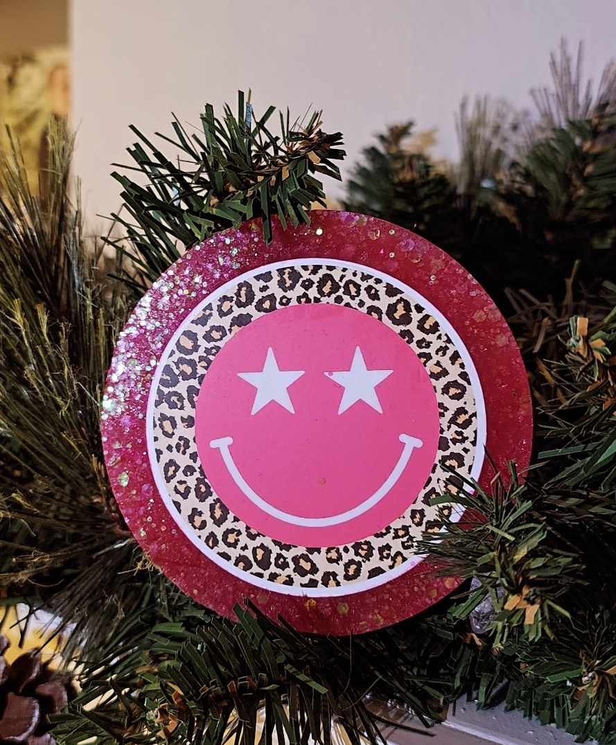 Mystery Smiley Freshie w/ glitter