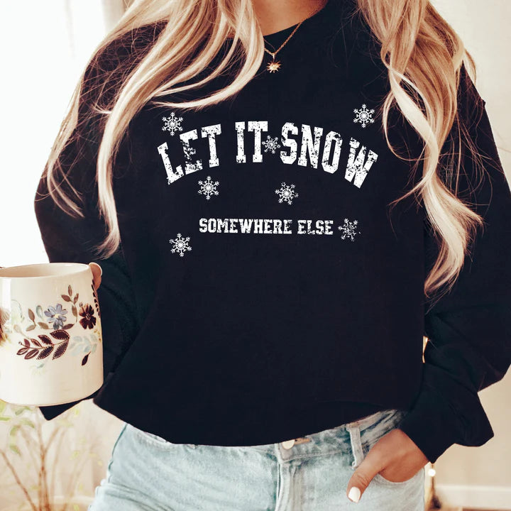 Let it snow - On Navy Pullover